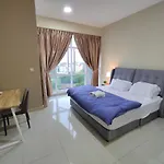 Twin Galaxy Studio With King Bed City View