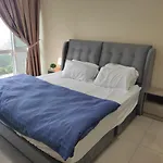 Twin Galaxy Studio With King Bed City View